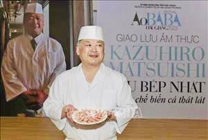 Đầu bếp nổi tiếng Nhật Bản Kazuhiro Matsuishi